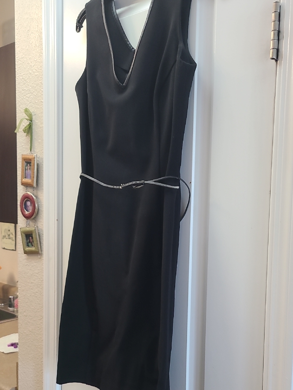 THE LIMITED Little Black Dress. Size 6. Faux Leather Collar Trim. Thin Belt.
